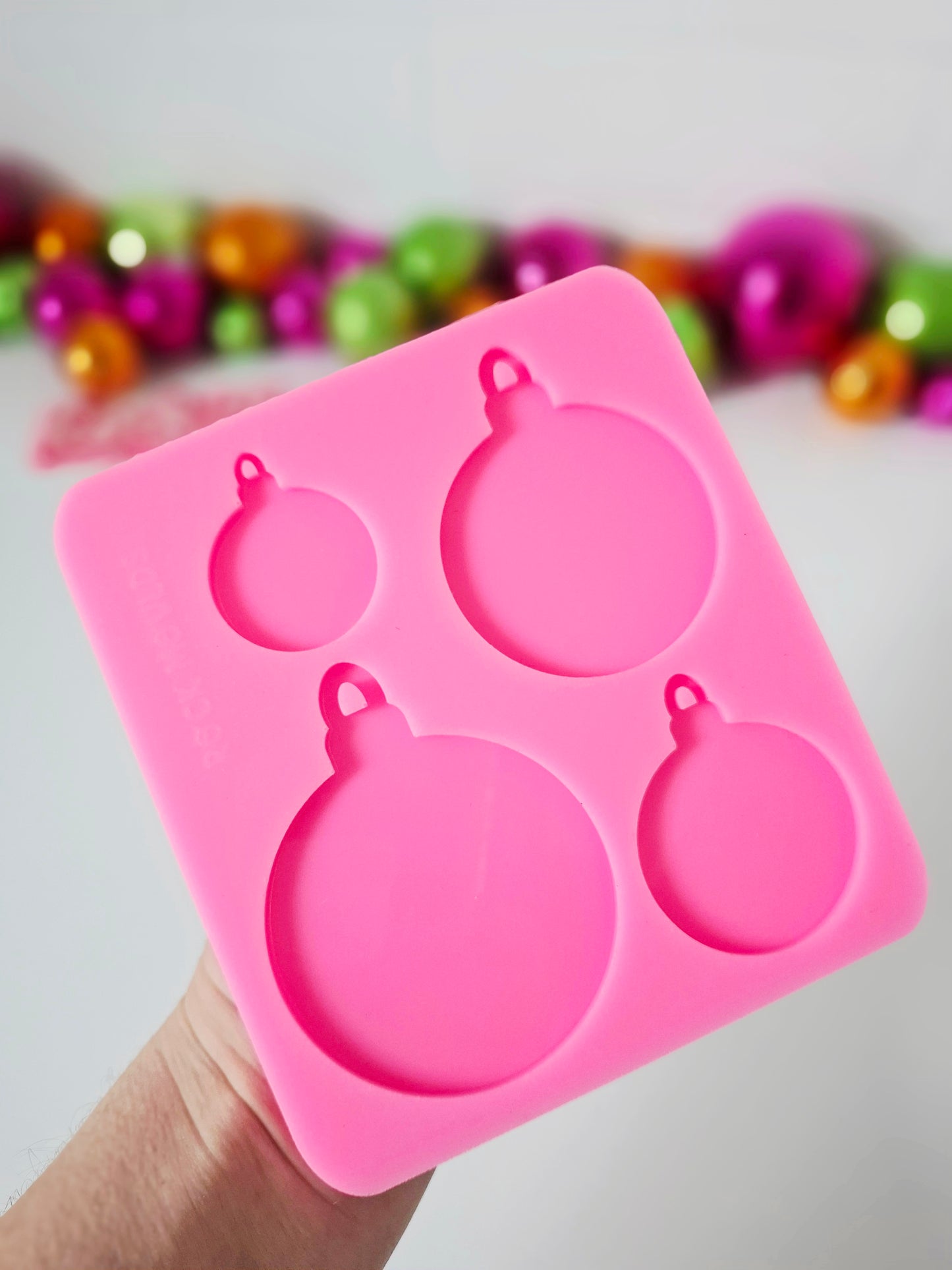 Mould - Festive Bauble Circles Pack