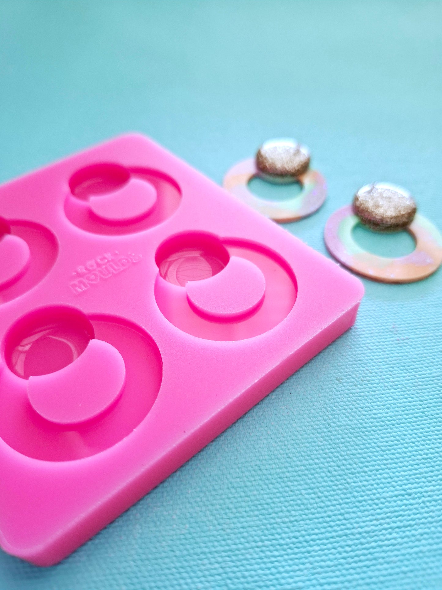 Mould - Double Layer Oh Studs (Circle)