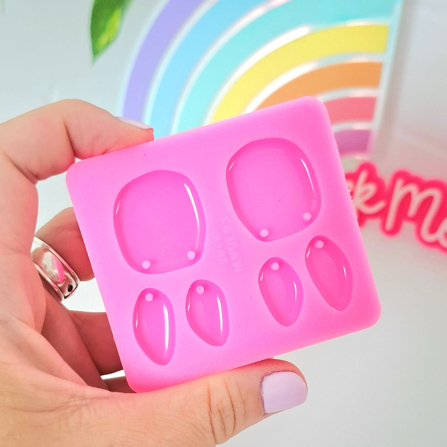 Mould - Dancing Studs PRE-DOMED